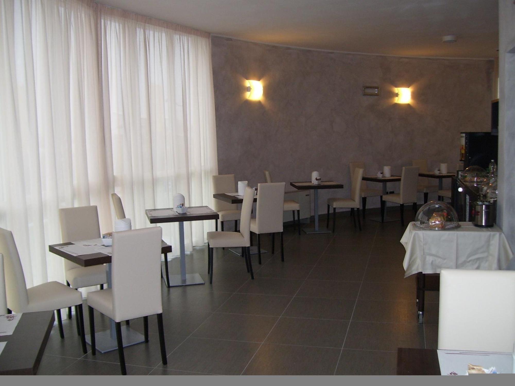 Hotel Motel Galaxy Ρέτζιο Εμίλια Εξωτερικό φωτογραφία
