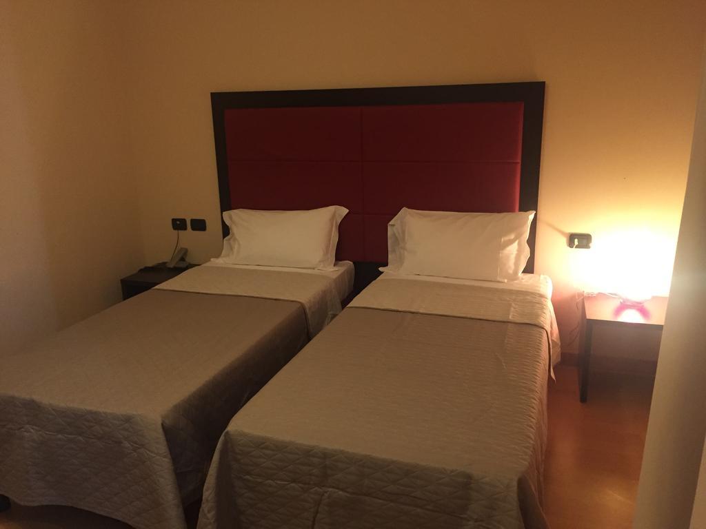 Hotel Motel Galaxy Ρέτζιο Εμίλια Εξωτερικό φωτογραφία