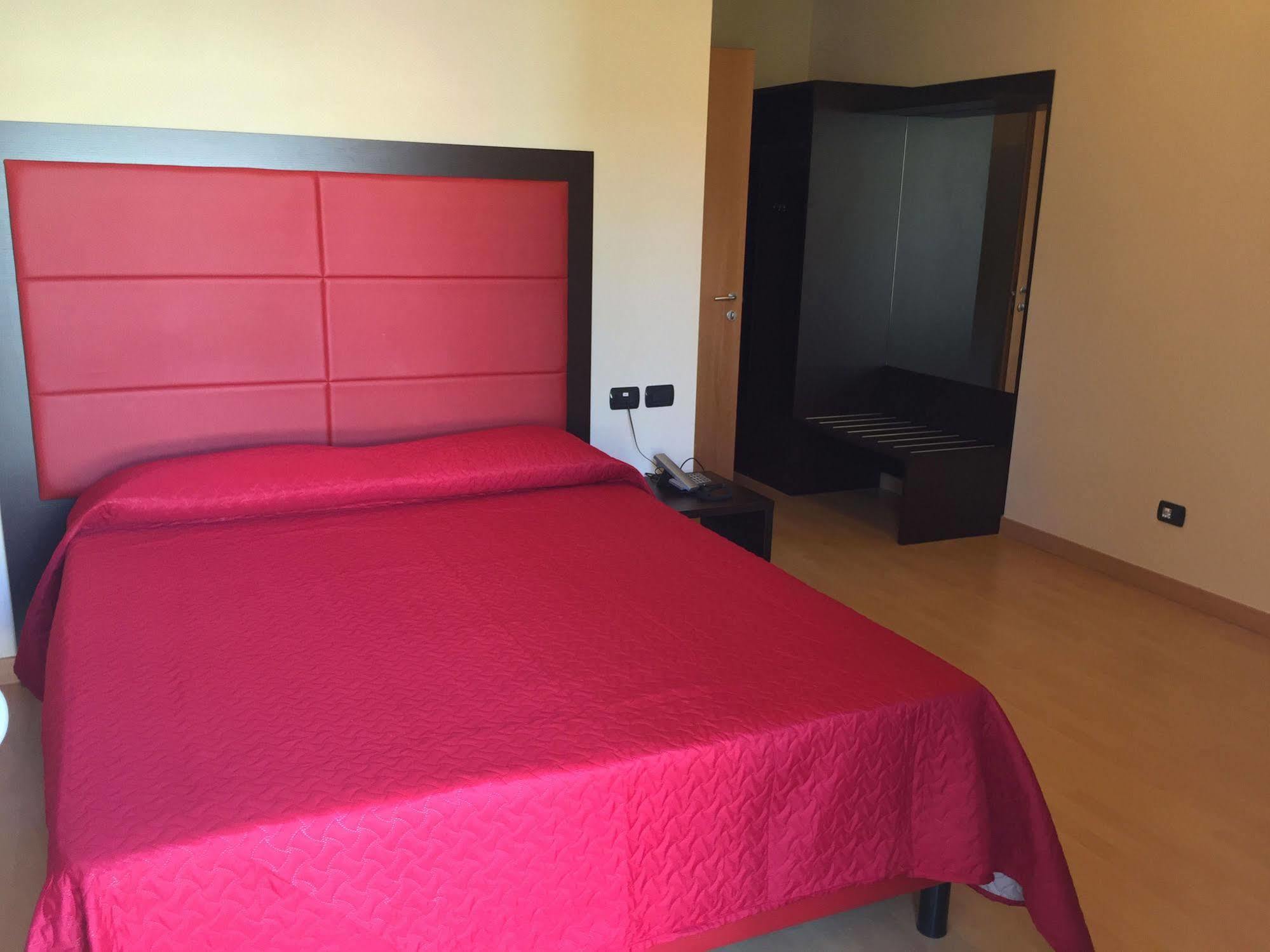 Hotel Motel Galaxy Ρέτζιο Εμίλια Εξωτερικό φωτογραφία